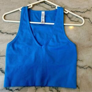 Athleta cropped tank, size XS, deep blue